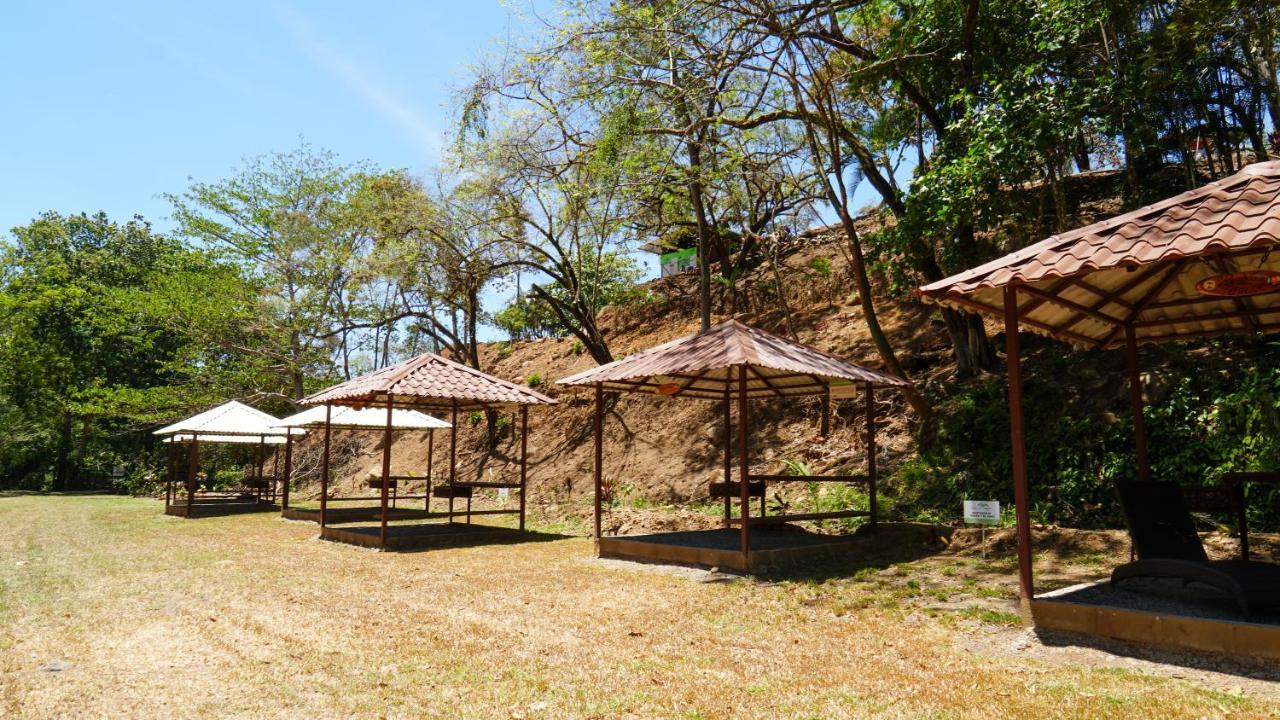 Hotel Poza Blanca Lodge San Mateo Exterior photo