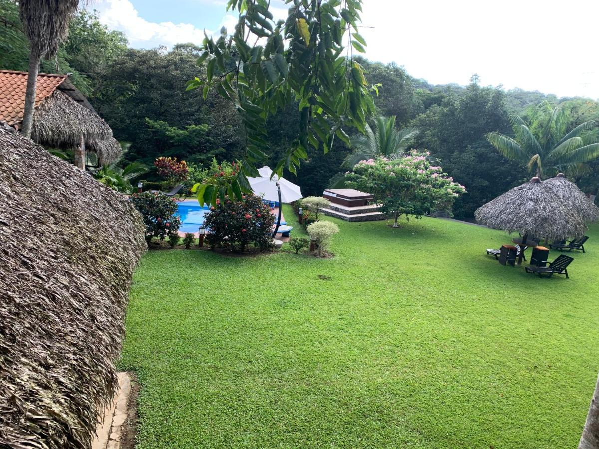 Hotel Poza Blanca Lodge San Mateo Exterior photo