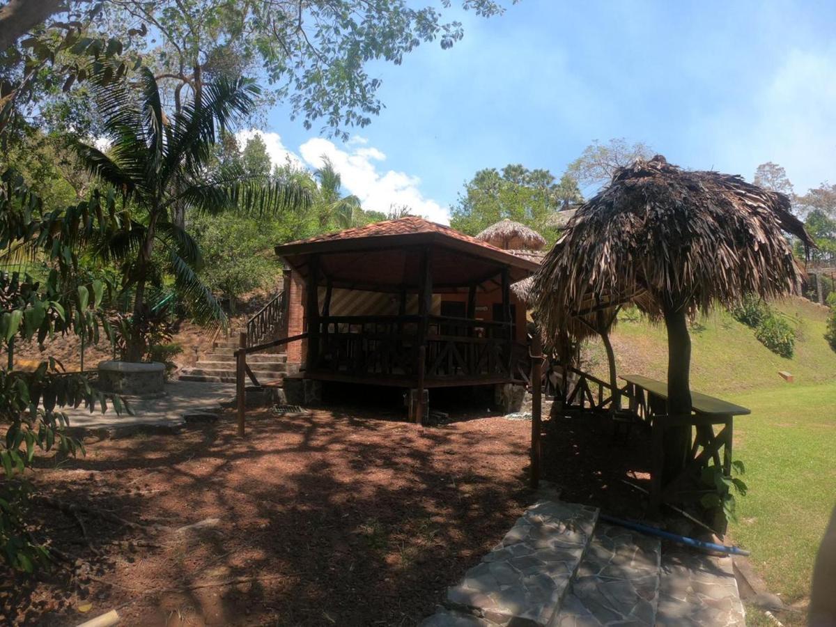 Hotel Poza Blanca Lodge San Mateo Exterior photo
